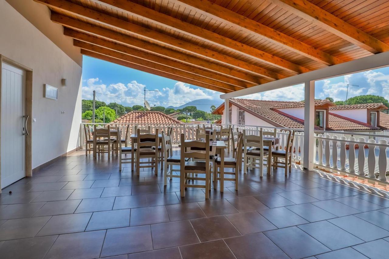 Il Pineto Paestum Food & Rooms Exterior foto